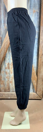 ESLEY brand. Elastic waist and ankle cuffs. Pockets. Lightweight cotton. M, L, XL. $15