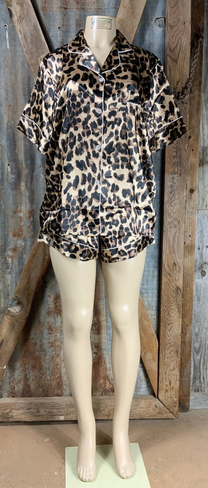 KAYAN.L brand. Silky button down leopard pajama short set with white piping. S, M, L $22