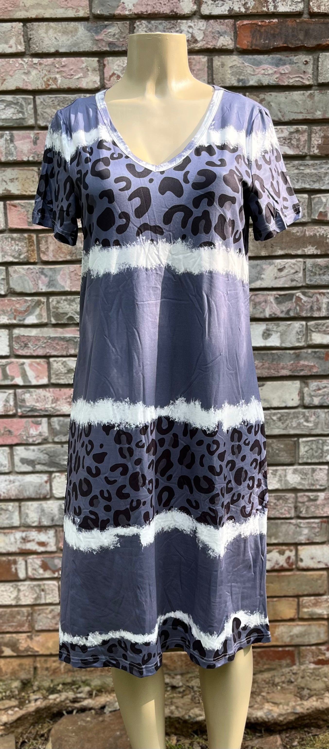 Shiying Fashion brand. This t-shirt dress combines color blocking tie dye, solid blue and leopard tiers with a v-neck. S, M, L, XL. $26