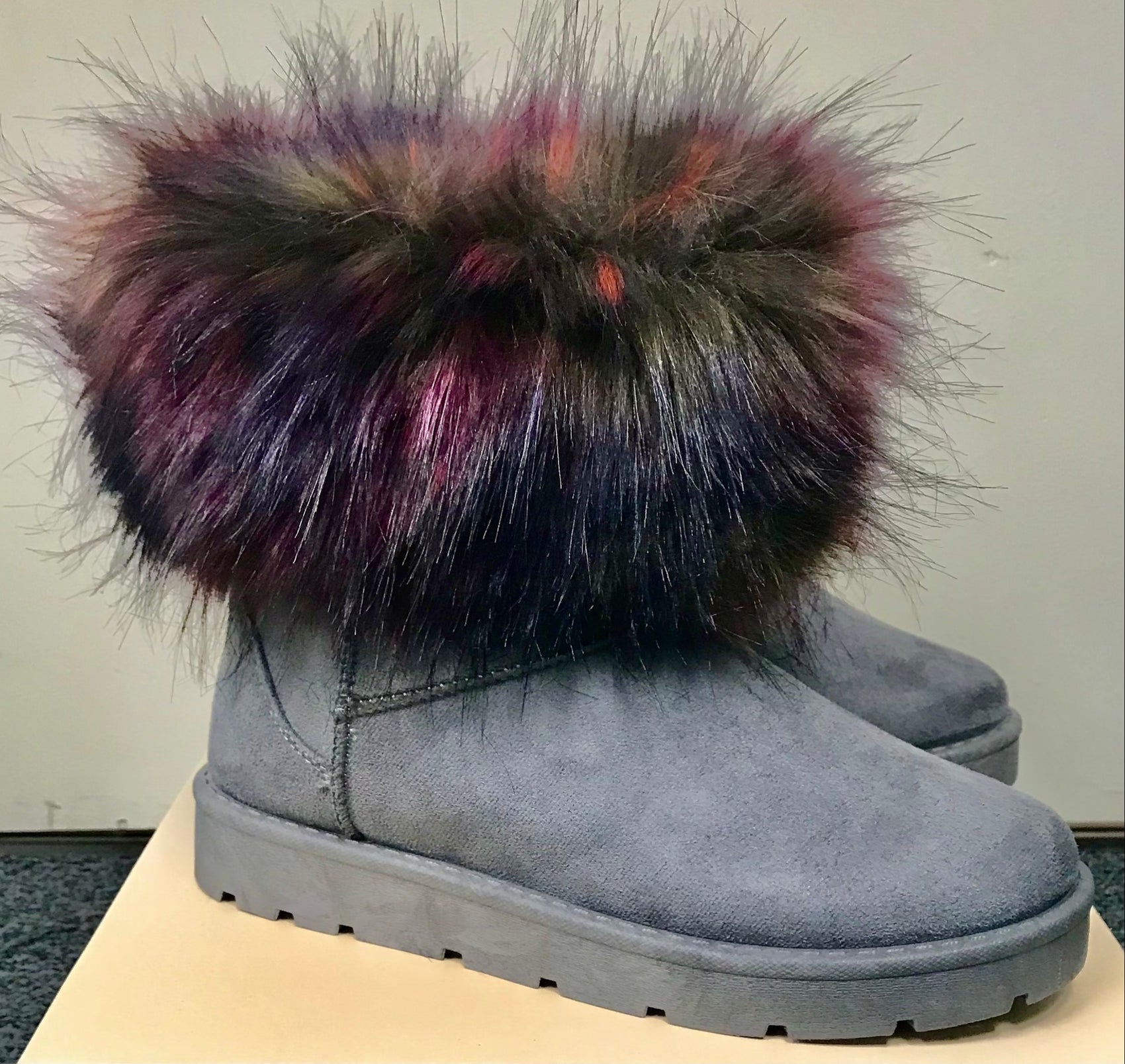 Short Boot with Fur - the Boujee Sunflower